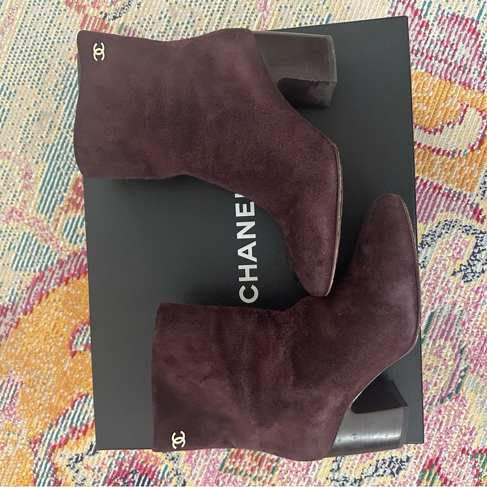 Chanel 2016 Interlocking CC Suede Espresso Booties